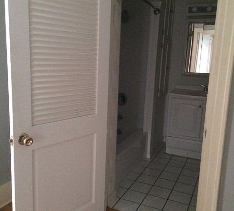 5th image of 1036 22nd St