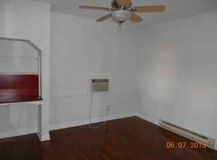 606 S Walnut St APT 4, Springfield, IL 62704