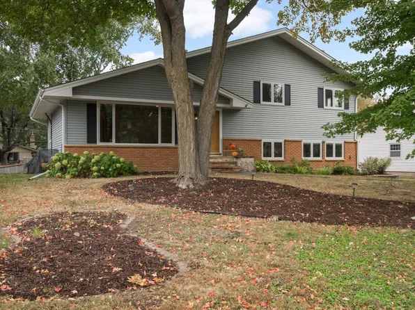 4632 Gettysburg Ave N, New Hope, MN 55428