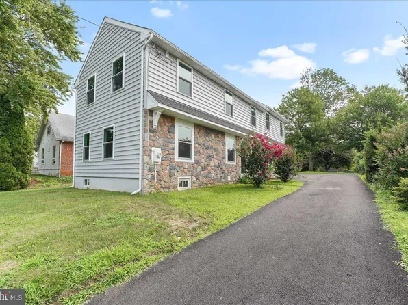 726 W Brookhaven Rd, Wallingford, PA 19086