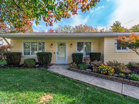 4th image of 15279 Walnut Creek Dr
