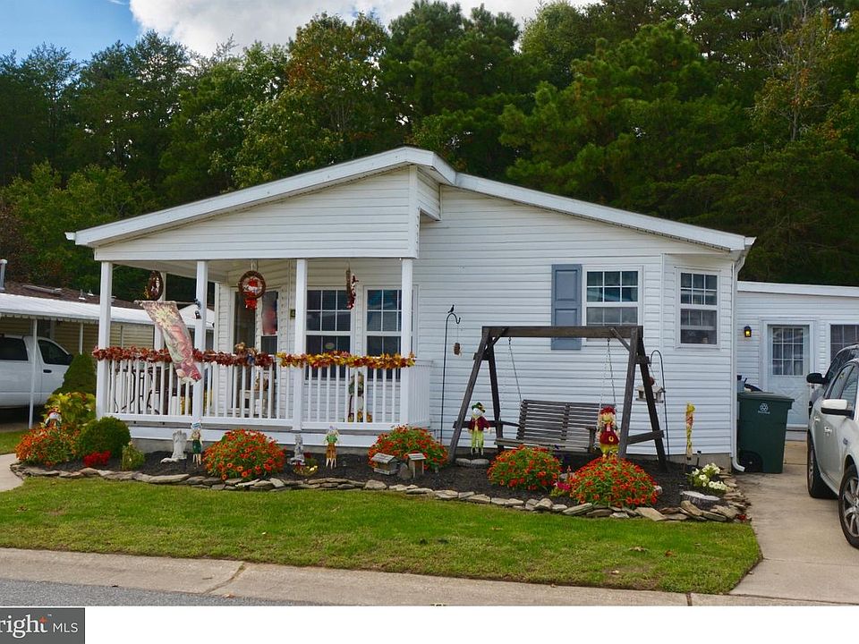 1st image of 453 Cranberry Dr