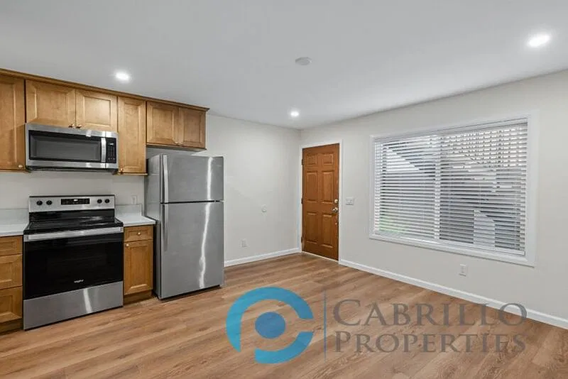 1 bed, 1.0 bath, 500 sqft, $2,195 — Photo 2