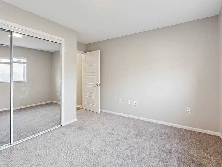 Northridge Heights Apartments — Photo 190