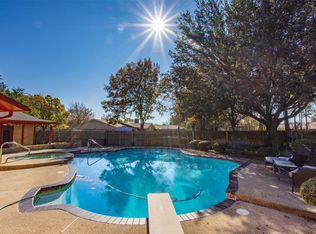 417 Willow Way, Gainesville, TX 76240