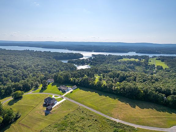 4th image of 28 Watauga Ln #28