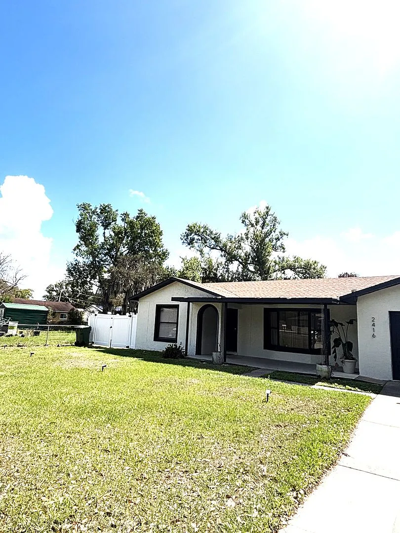 3 Bedroom/2 Bath Fully Furnished Pool Home for Rent — Photo 3