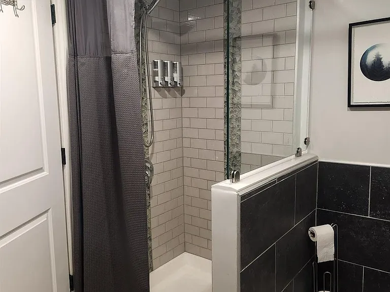 1716 Central Ave — Photo 8
