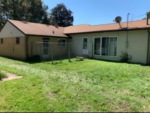 3rd image of 4116 Buckingham Dr