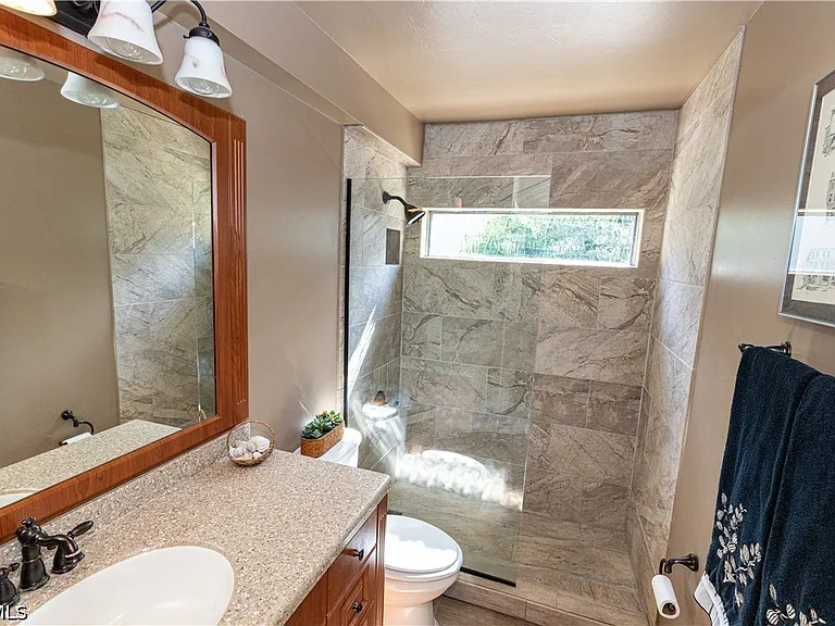 9411 Old Hickory Cir — Photo 12
