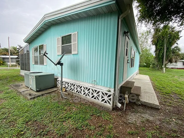 234 Lamplighter Ln — Photo 22