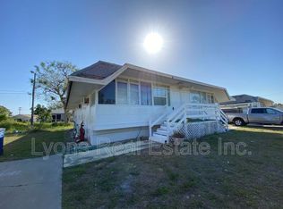 17367 Dowling Dr, Fort Myers, FL 33967