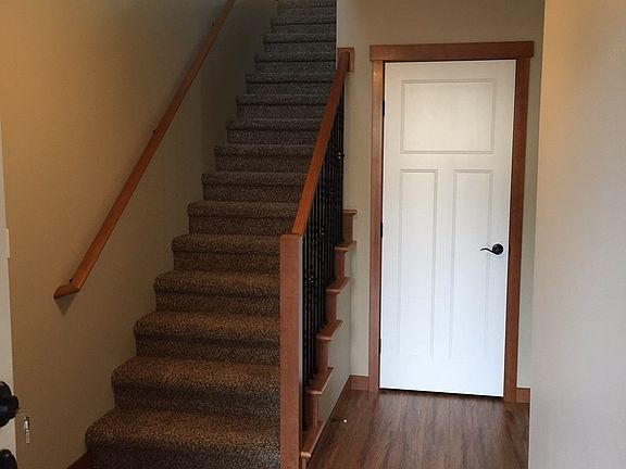 2nd image of 703 Judson St APT 202