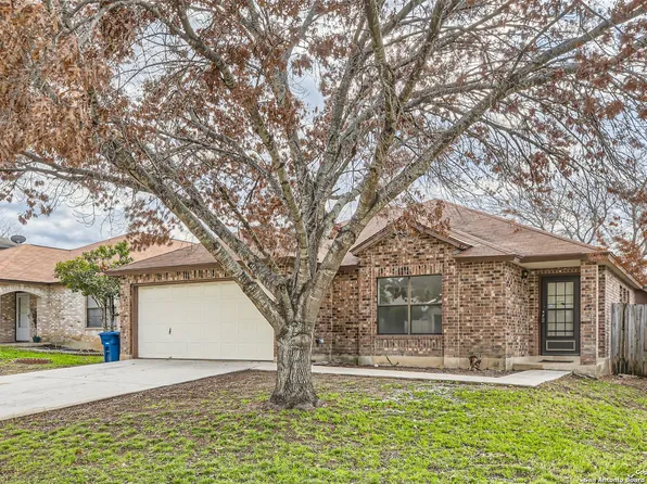 2319 Fox Meadow Dr, San Antonio, TX 78251
