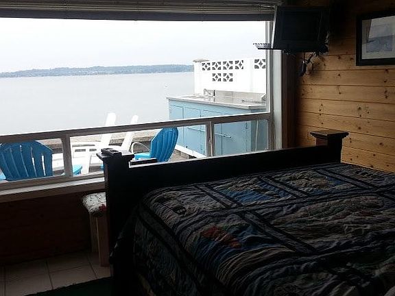 4th image of 7383 Birch Bay Dr