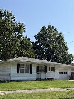 3rd image of 212 N Gex St