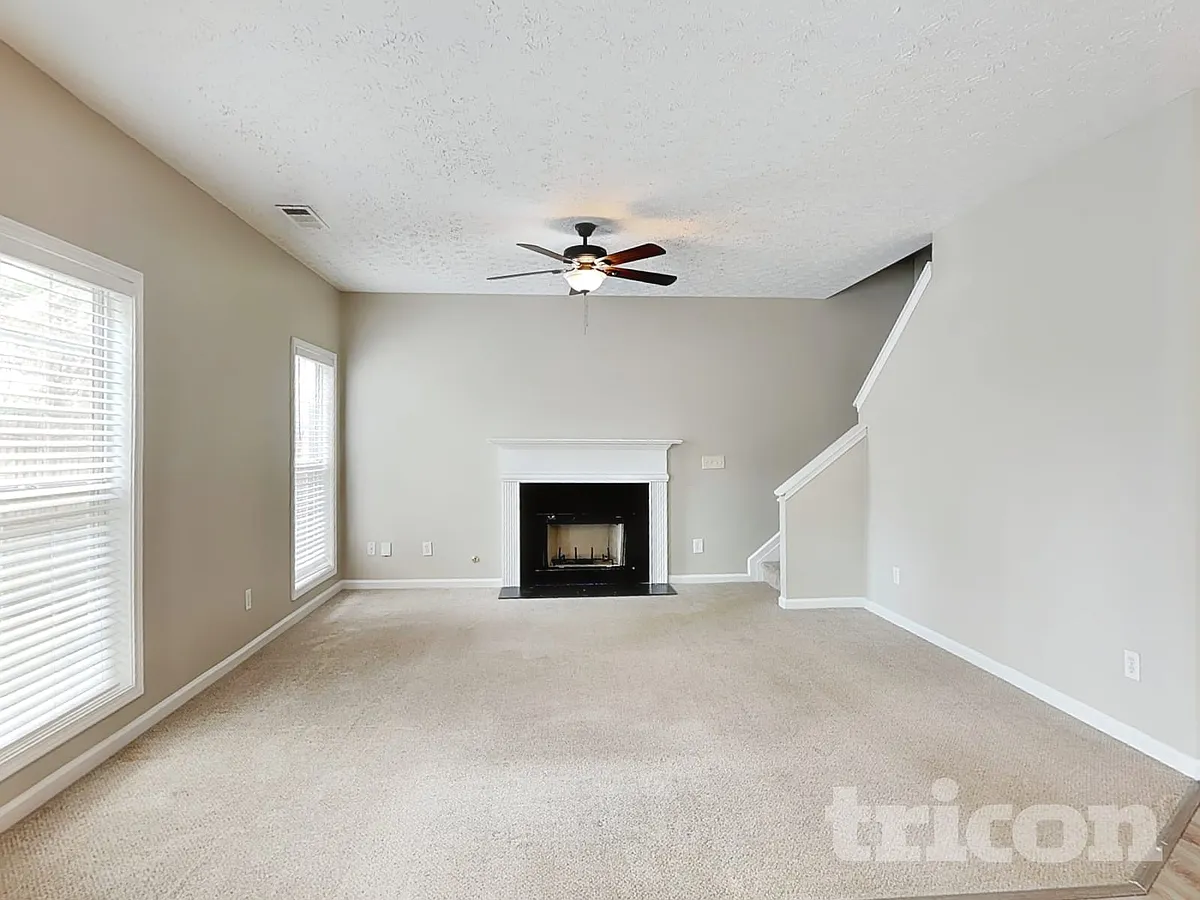 Building Photo - 315 Clairidge Ln