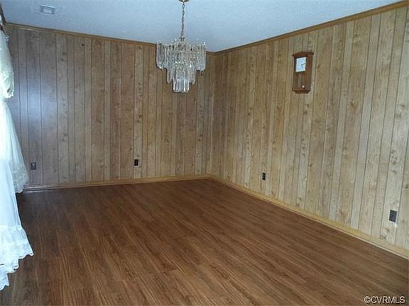 4th image of 4000 Jamestown Dr