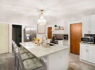 240 7th St #1, Leominster, MA 01453