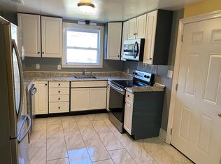 1906 Crestmont St, Kannapolis, NC 28081