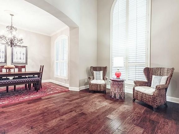 4th image of 9620 Plains Cir