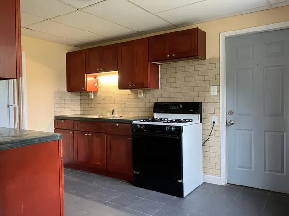 3103 E 35th Ave #3, Lake Station, IN 46405