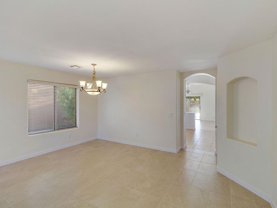 1st image of 7808 S 48th Dr
