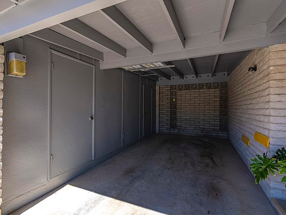 4th image of 2610 W Calle Paraiso