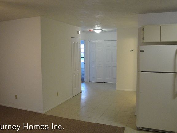 5th image of 3236 3rd Ave S
