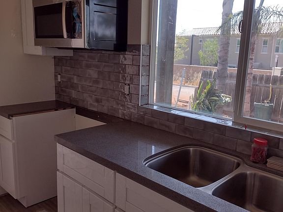 5th image of 2125 Vista Grande Pl