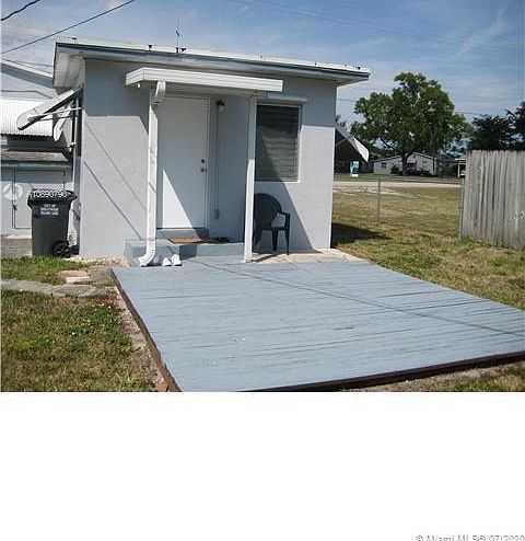 1st image of 119 N 57th Ave #3