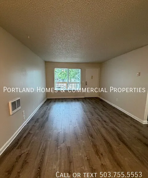 17442 SE Powell Blvd — Photo 3