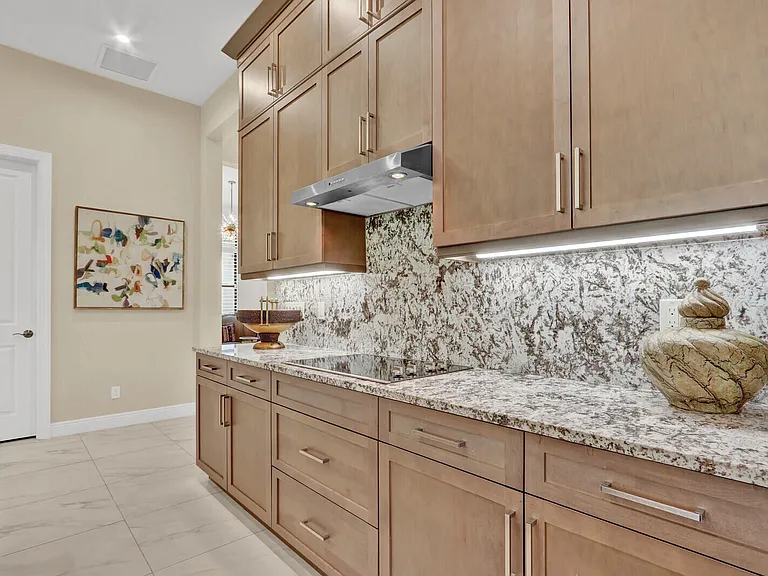 9204 SW Arco Way — Photo 7