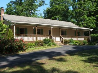 7043 Green Bay Rd, Green Bay, VA 23942