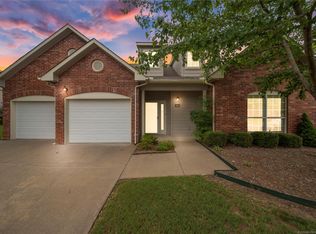 8206 E 77th Pl, Tulsa, OK 74133