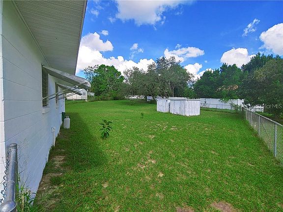2nd image of 1039 Highview Dr