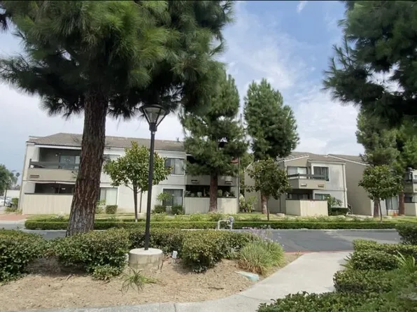 180 N Richmont Dr, Anaheim, CA 92801