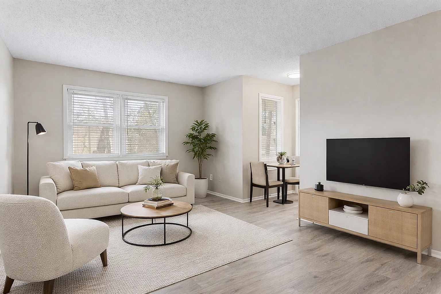 Abercorn Townhomes and Apartments — Photo 4
