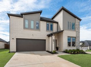 2037 Dovedale Dr, Forney, TX 75126