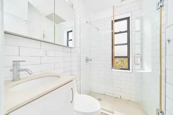 Rented by Living New York | media 11