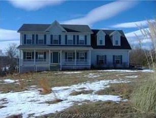 1st image of 16139 Fox Chase Ln