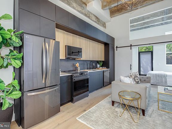 3rd image of 901 3rd St NE #108