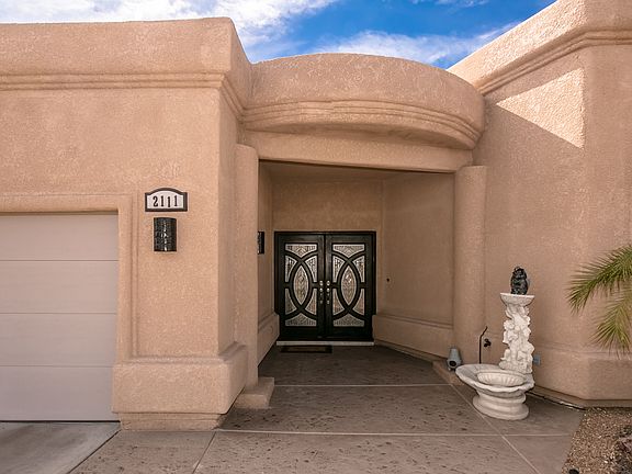 5th image of 2111 Burke Dr