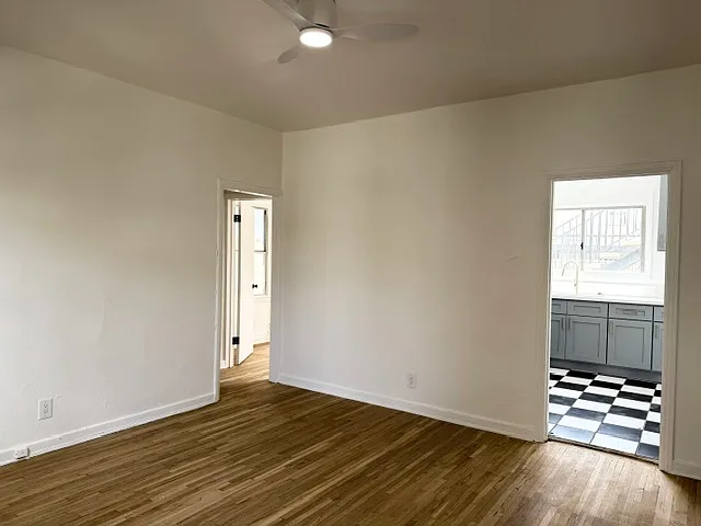 5916 1/2 Willoughby Ave — Photo 6