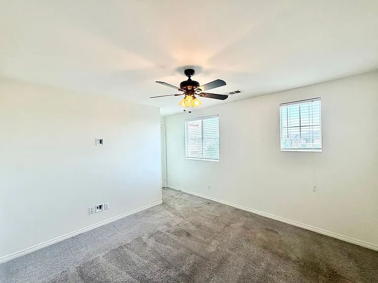 30136 Sutton Ct — Photo 23