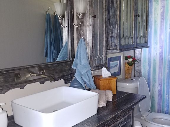 Downstairs Bathroom