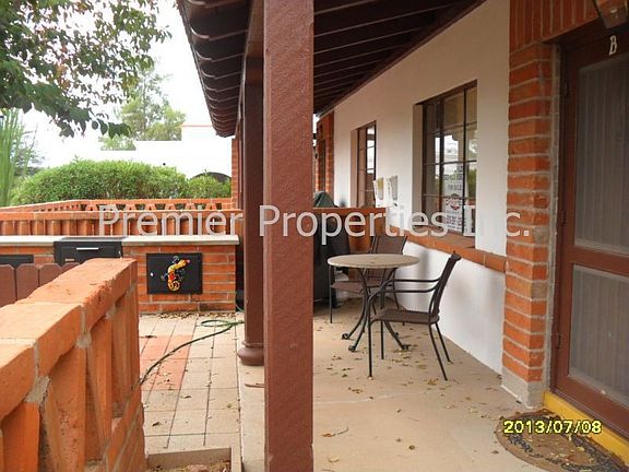 2nd image of 408 S La Canada Dr