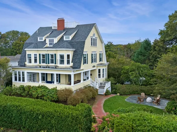 346 Ocean Ave, Marblehead, MA 01945