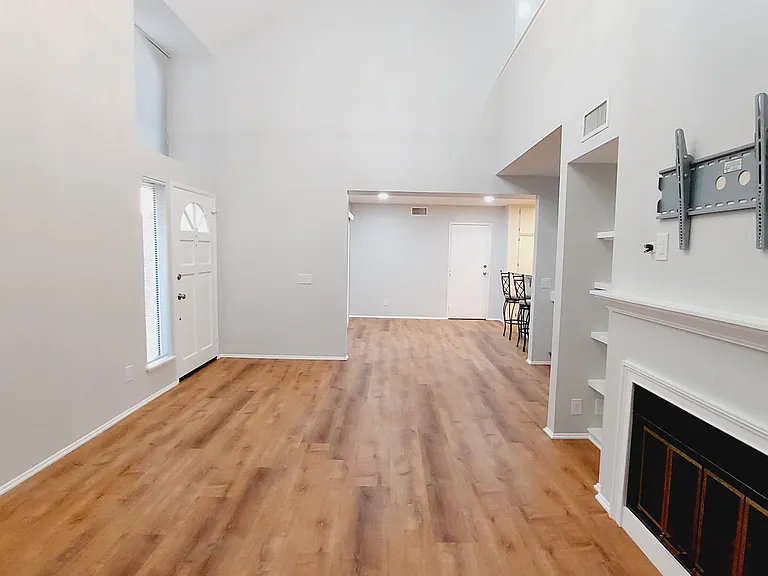 23975 Arroyo Park Dr #104 — Photo 1