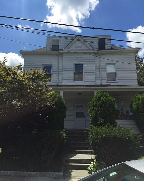 1st image of 25 Fillmore Pl